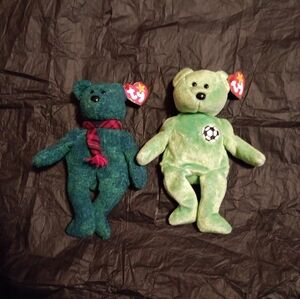 NWT TY BEANIE BABIES KICKS & WALLACE